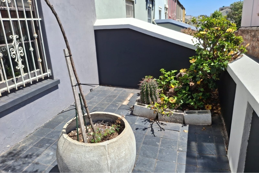 To Let 4 Bedroom Property for Rent in Port Elizabeth Central Eastern Cape